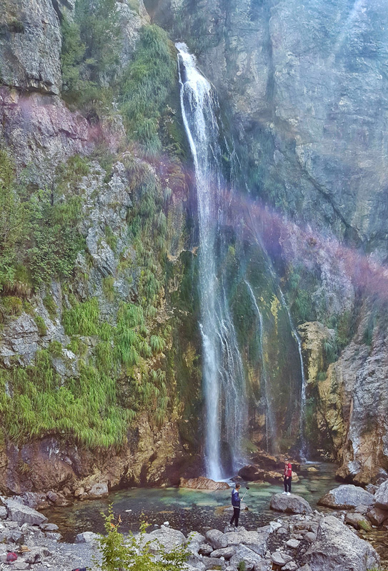 Vacanze in Albania, cascata di Theth