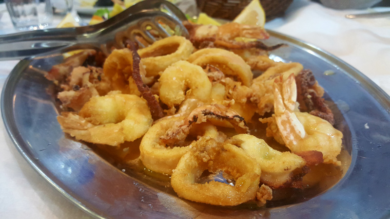 Dove mangiare a Tirana, Fish Time fritto misto