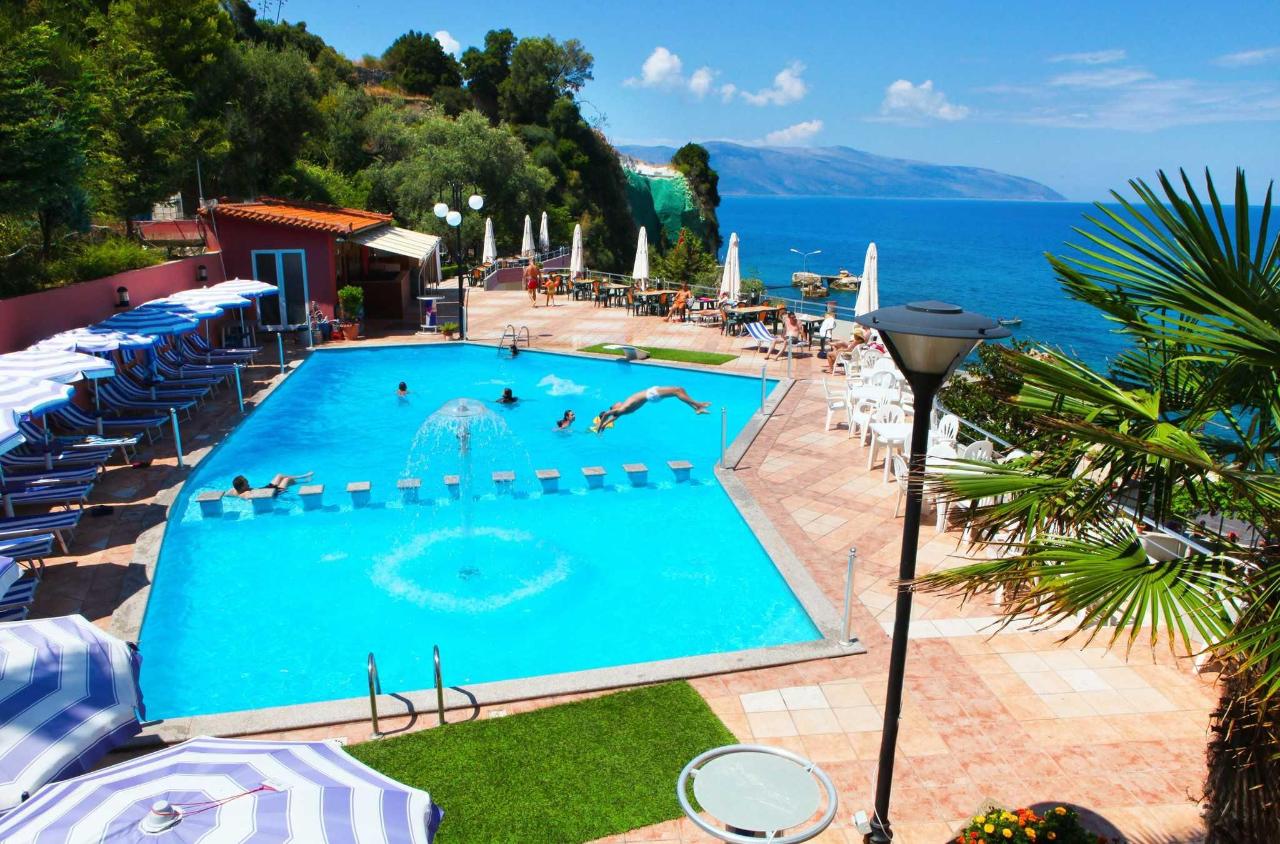 Vacanze in Albania, hotel Albania Valona