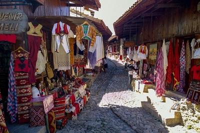 Kruja bazaar tradizionale tour e vacanze in Albania