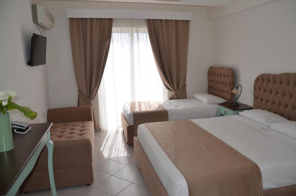 Hotel Epirus di Saranda camera tripla